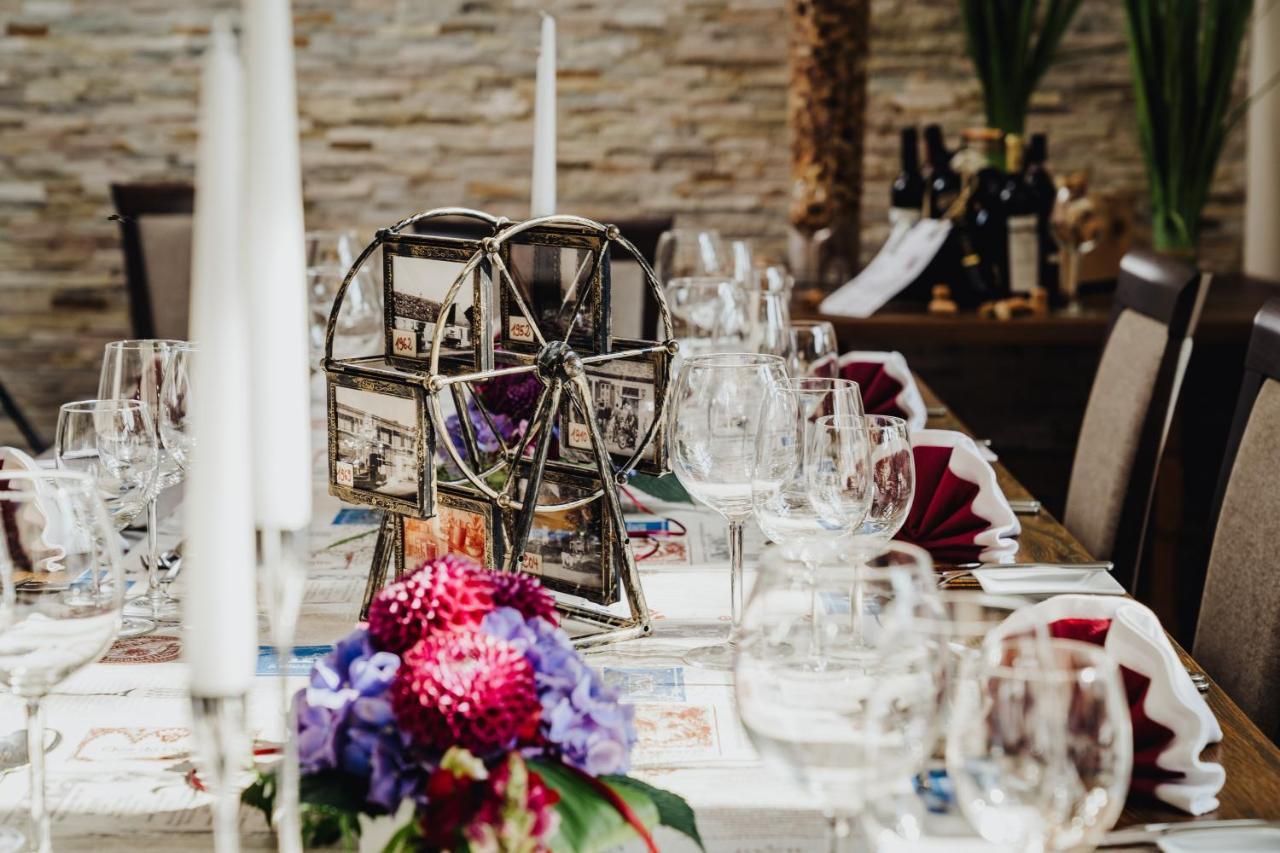 Hotel & Restaurant Hessischer Hof Hainburg Екстер'єр фото