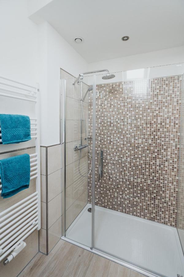 Hotel & Restaurant Hessischer Hof Hainburg Екстер'єр фото