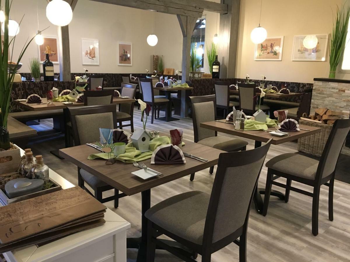 Hotel & Restaurant Hessischer Hof Hainburg Екстер'єр фото